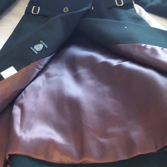 Ladies full length coat - Picture 12 of 16